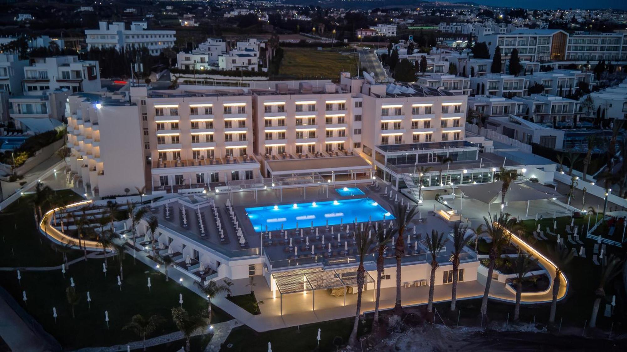 Queens Bay Hotel Kissonerga Exterior foto